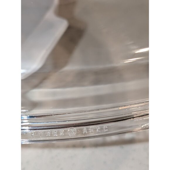 Vintage CorningWare Blue Cornflower Casserole Dish Lid Metal Rack 5 quart - Picture 9 of 16